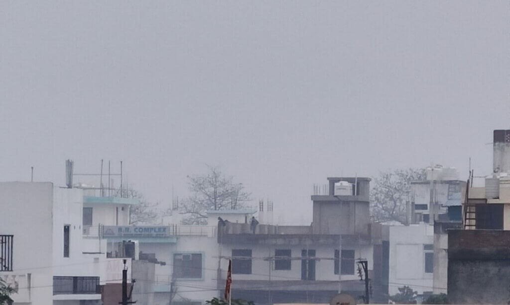 Alert of dense fog and cold wave in 25 districts of UP including Lucknow
