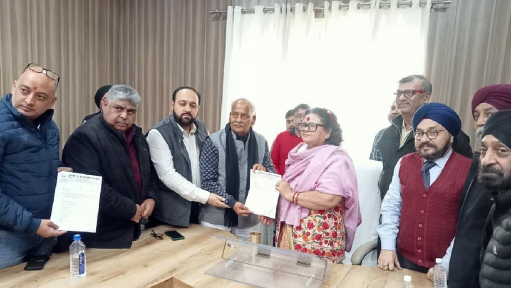 Kanpur: Traders met Mayor, told about problems of Gumti-5