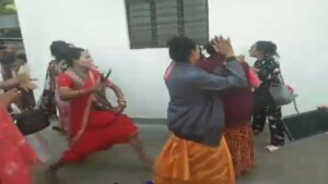 fight-in-two-groups-of-eunuchs-in-banda-sp-office