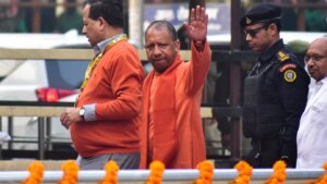 Mahakumbh: cm Yogi will take dip in Sangam with 54 ministers