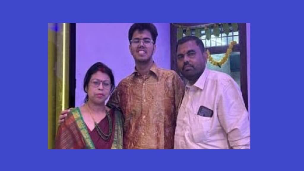 Banda businessman's son Kushagra made his name famous by securing 99.95 percentile in JEE Main