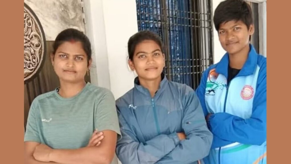Three real sisters from Jaunpur of UP became policemen together