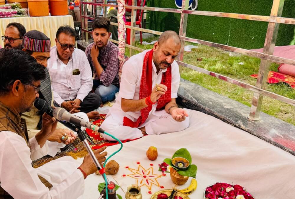 Banda MLA performed the Bhoomi Pujan of project 