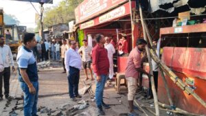 Anti-encroachment drive was launched near roadways in Banda