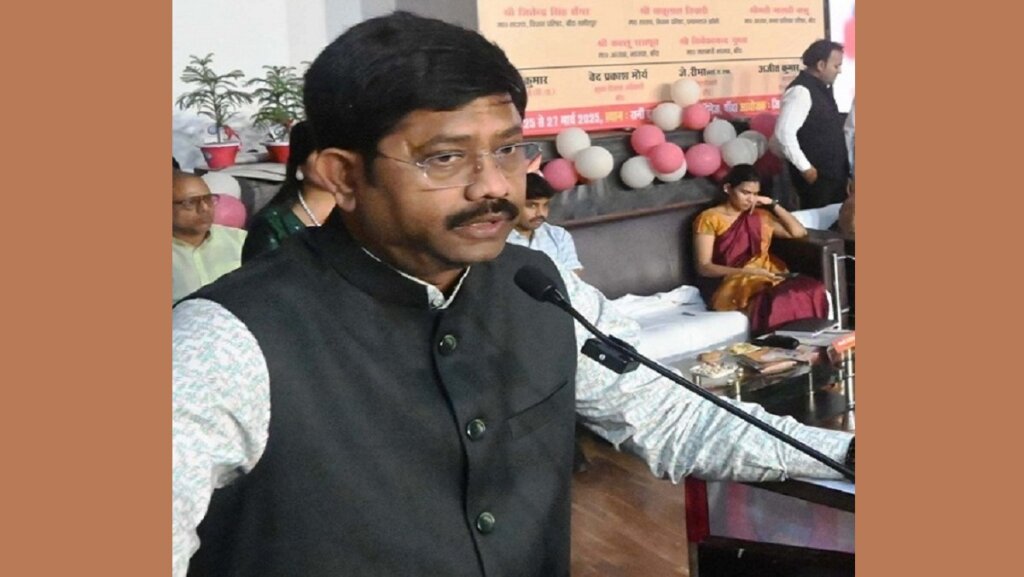 minister Nandi said in Banda-UP got direction of development under double engine government