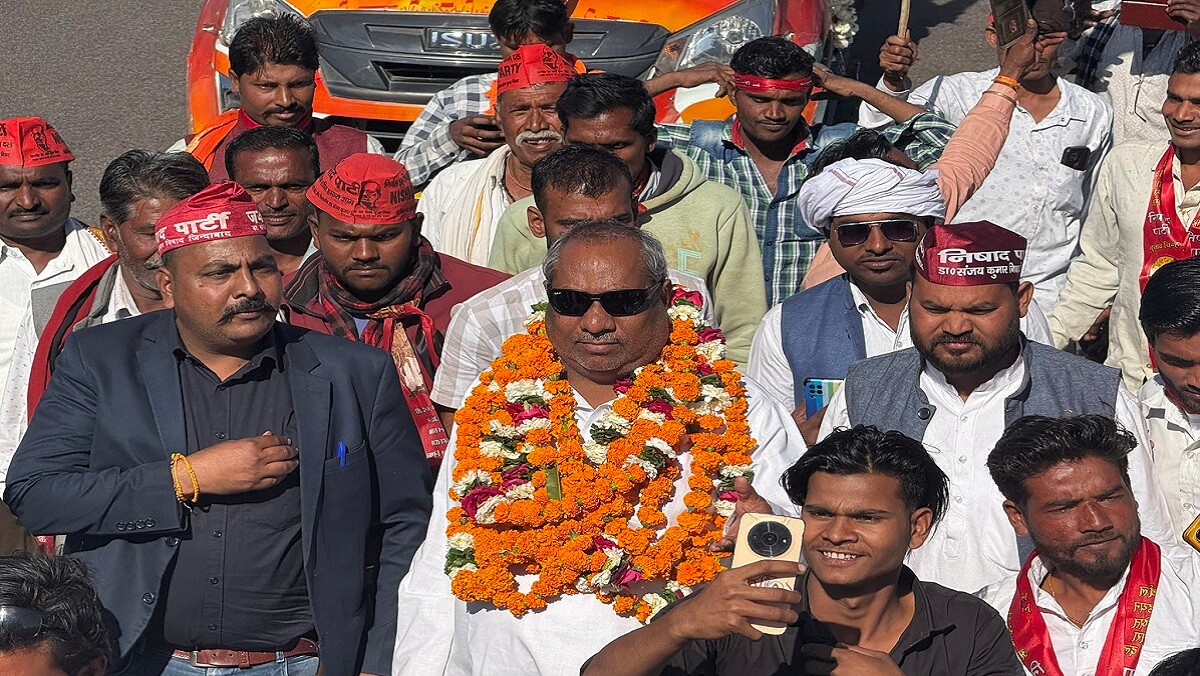 Minister Sanjay Nishad in Banda, demanded facilities like Uttarakhand for society