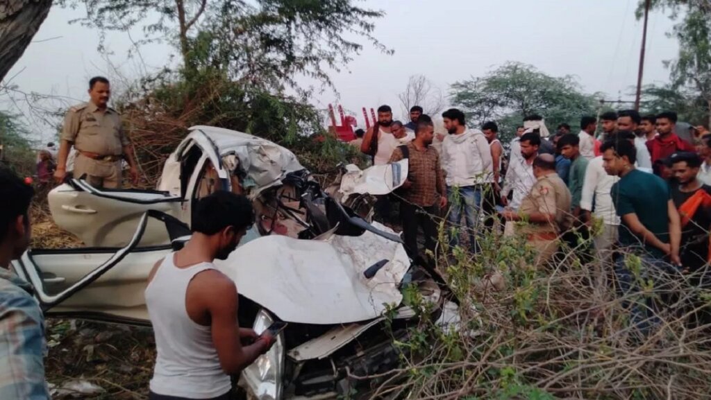 Major accident in Mahoba