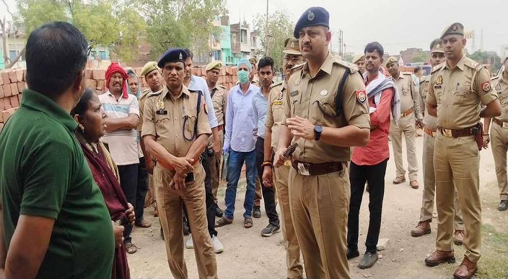 Murder in Banda, brother shot and killed cousin-SP reached spot 