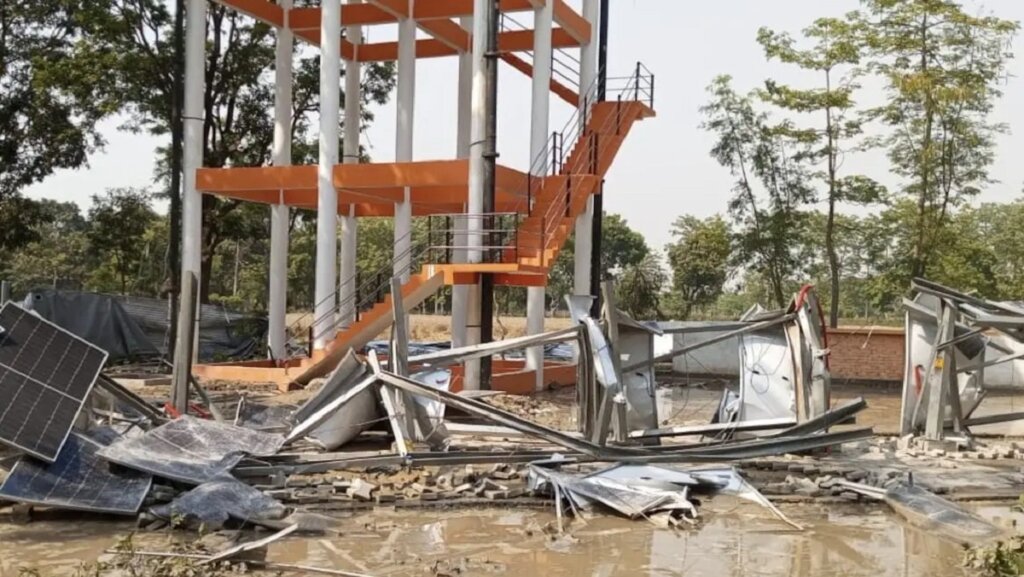 Corruption in Jal Jeevan Mission! Tank worth Rs. 3.5 crore burst like balloon in Lakhimpur Kheeri- Akhilesh Yadav took jibe