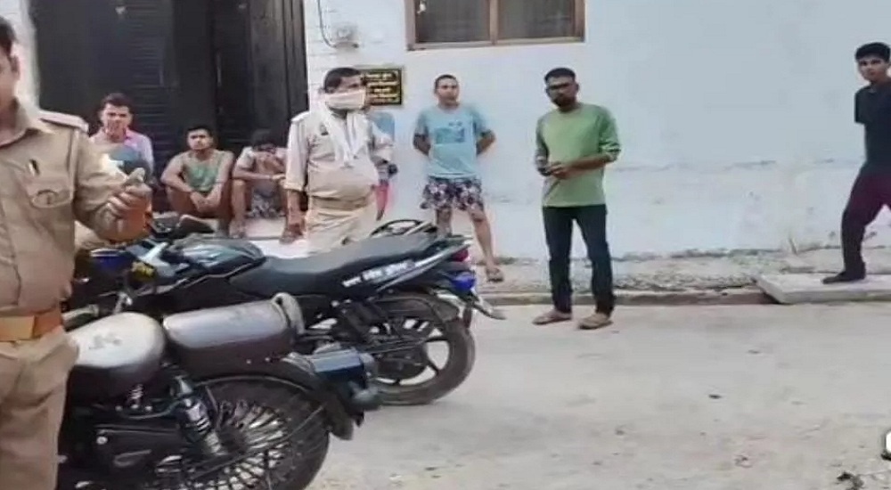 Sensation: Dead body found in parked car in Shankar Nagar of city-sensation in area