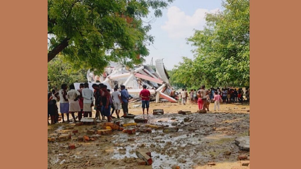 Jal Jeevan Mission corruption-water tank collapsed in Sitapur