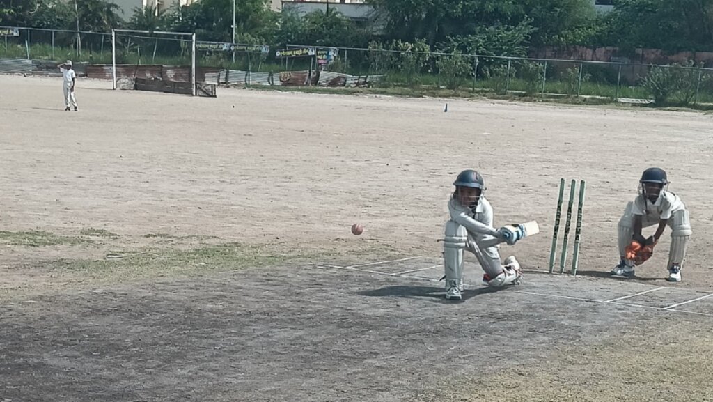 Banda: In under-12 cricket match