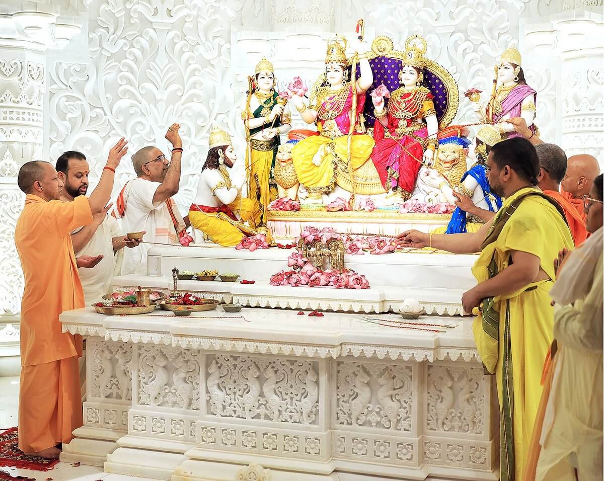CM Yogi did Pran Pratishtha in Ayodhya