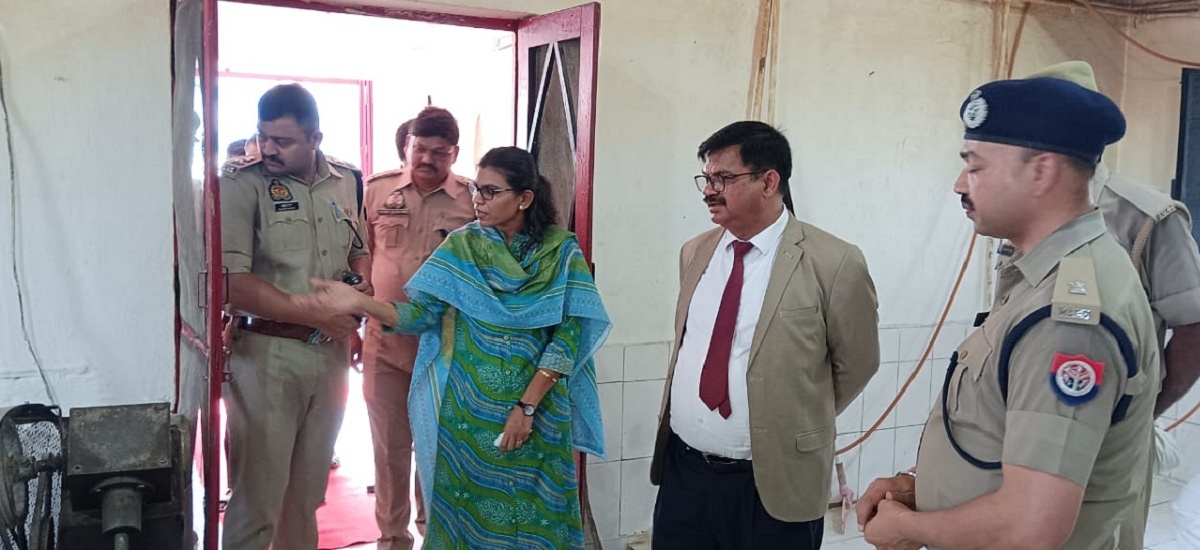 Banda: District Judge-DM and SP conducted joint inspection of district prison
