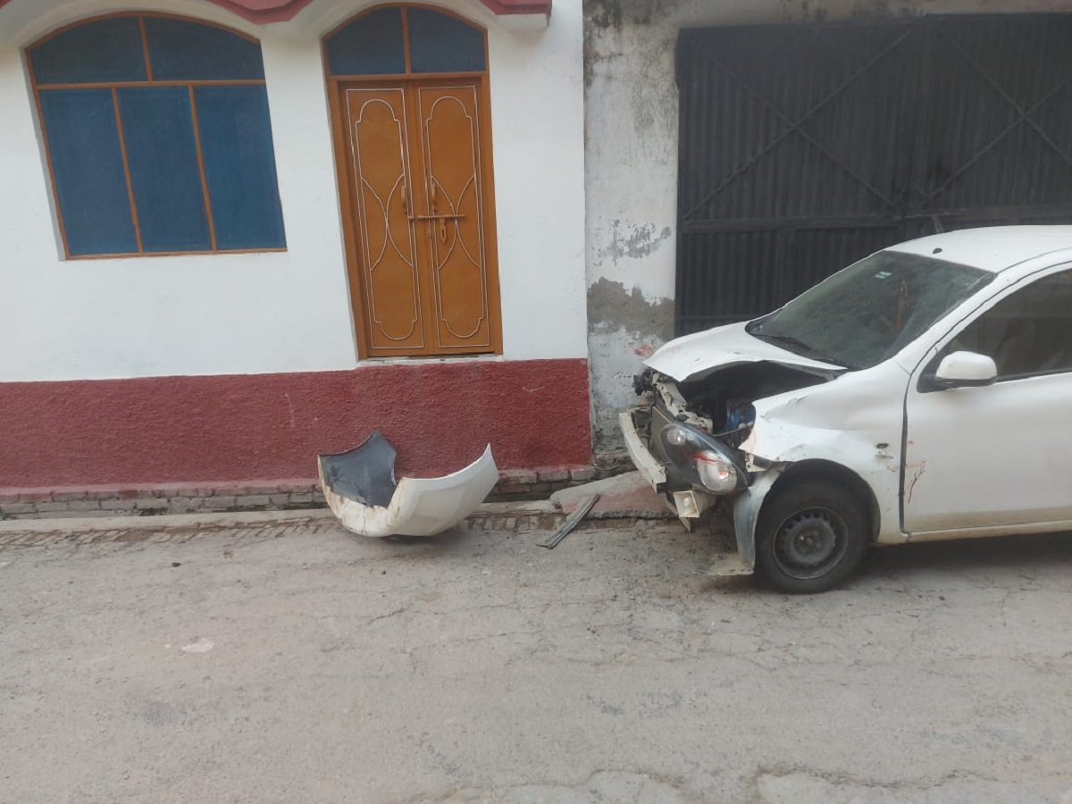 Nilgai entered Nagina city of Bijnor-knocked down one person and broke dozens of cars-bikes-died