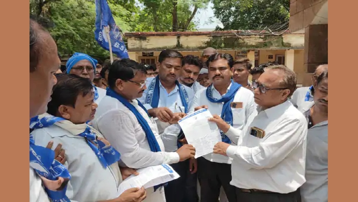 Banda: BSP workers submitted memorandum regarding farmers