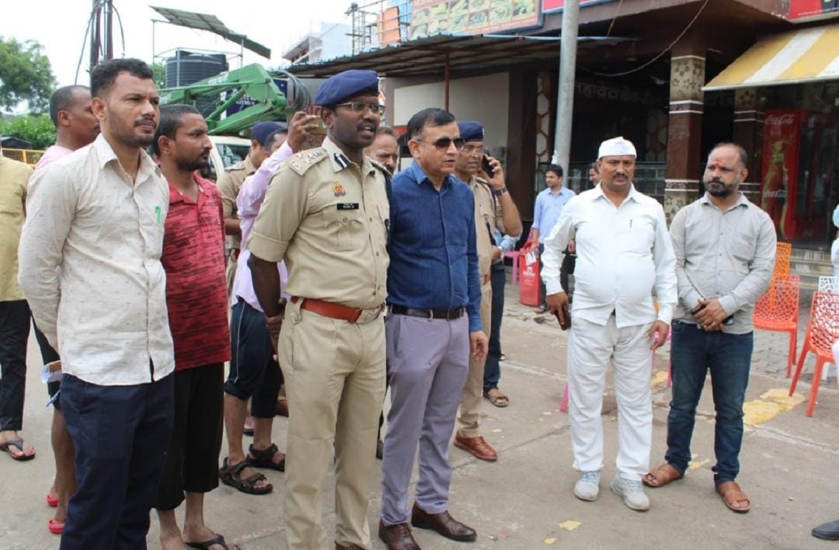 Chitrakoot: Commissioner-DIG visited flood affected areas