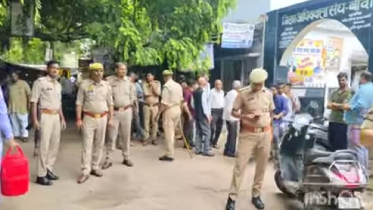 Fight between lawyers in Banda