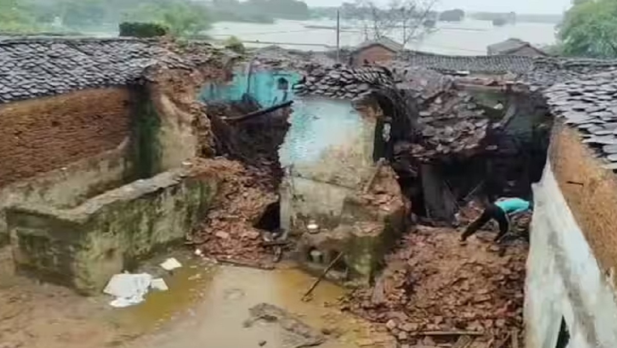 Mahoba: Mother and son died dueto house collapse in heavy rain