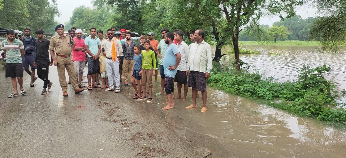 Flood in Banda! DIG-Commissioner and DM-SP visited areas 