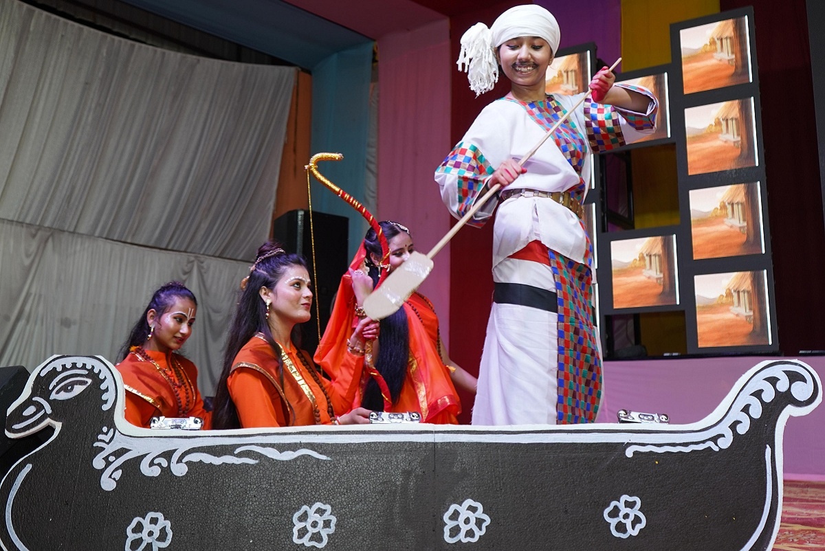 "Ramayanaam" Kathak dance drama mesmerized everyone at Banda Ganesh Festival 