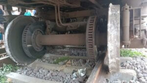 Rail accident in Kanpur- coaches of Jansadharan Express derailed- train operations halted