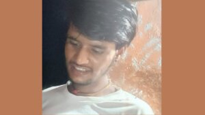 Banda: young man who broke his mobile was found hanging from tree