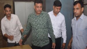 Education department clerk arrested for taking bribe in Moradabad