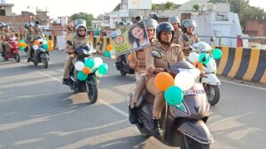 in Banda Women police organised scooty rally under Mission Shakti-5