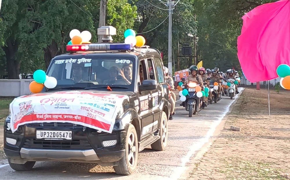 in Banda Women police organised scooty rally under Mission Shakti5