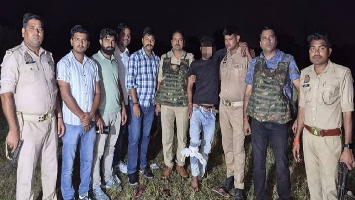 encounter-in-banda-robbery-accused-arrested-in-encounter-goods-recovered