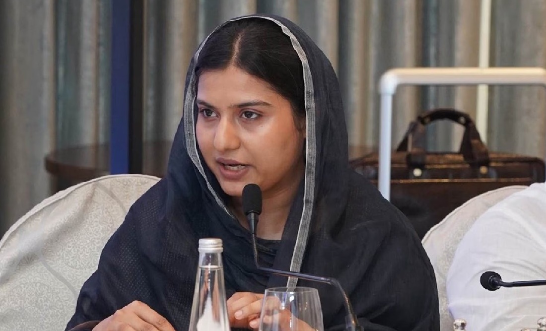 emotional-mp-iqra-hasan-said-i-was-called-mulli-and-my-father-was-also-abused