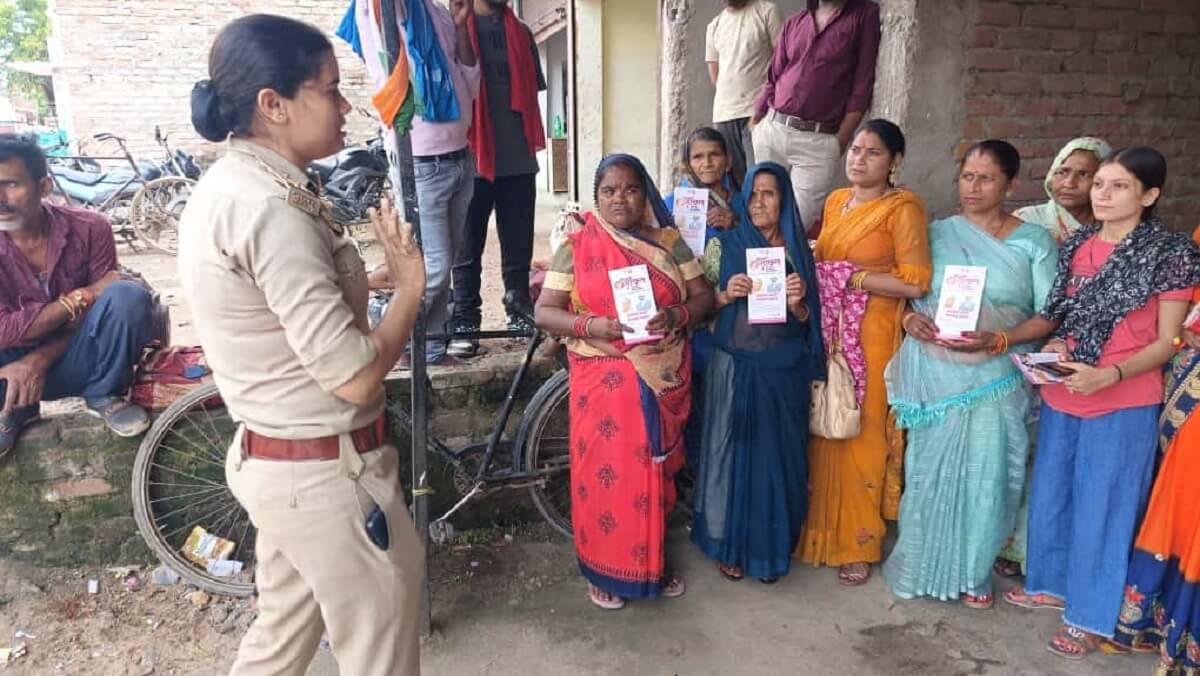 Mission Shakti-5 in Banda: School children and rural women made aware 