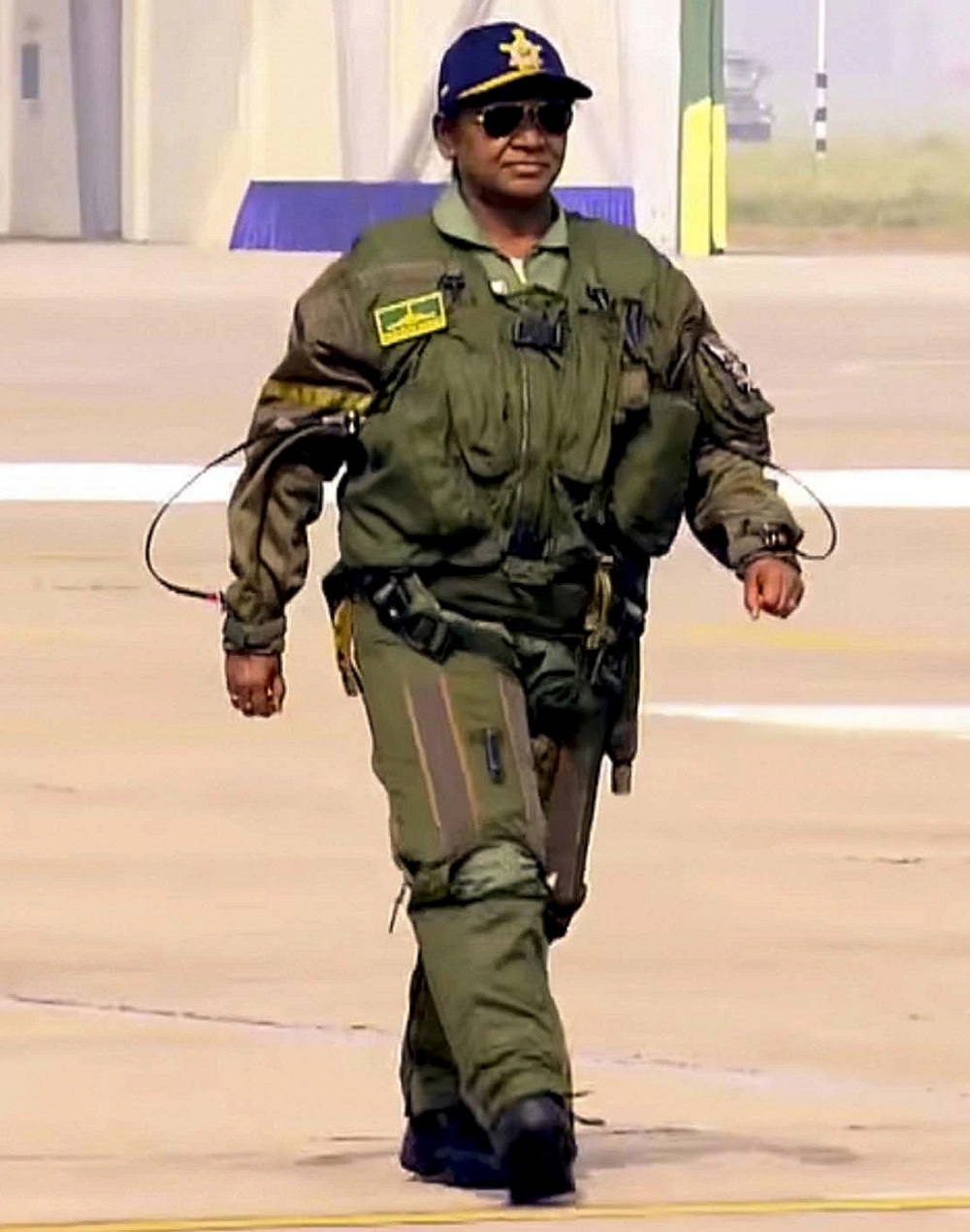 President Draupadi Murmu creates history by flying in Rafale fighter jet 