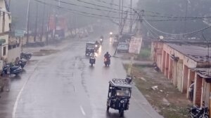 UP-Bundelkhand: Drizzle brings down temperatures, weather to remain same for few more days