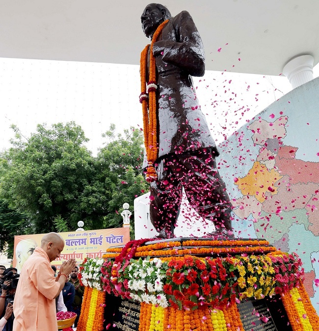 Sardar Patel's 150th birth anniversary: ​​CM Yogi-Deputy CM and BJP state president paid tribute 