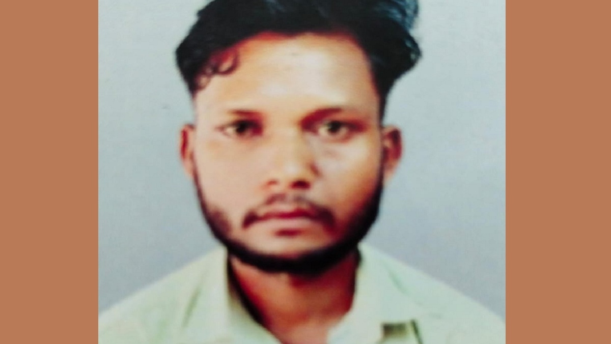 Tragic: young man riding bike is crushed to death by truck in Banda