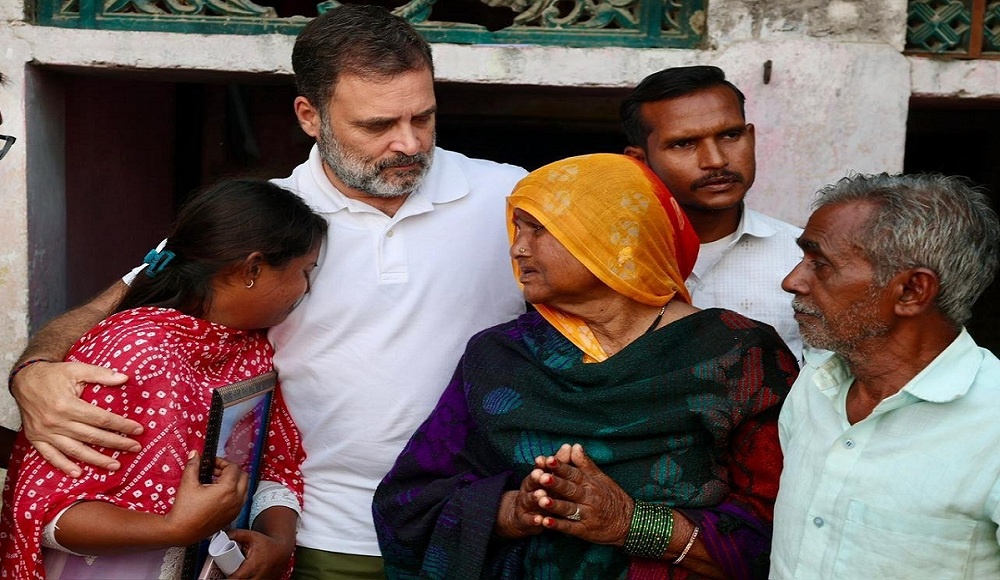 Rahul Gandhi met family of Dalit Hariom Balmiki-victim of mob lynching