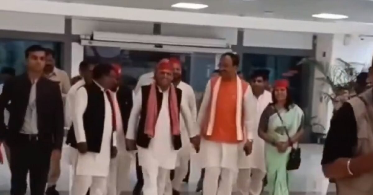 Spring is in full swing in Bihar! Photo of Akhilesh and Keshav's jugalbandi has surfaced