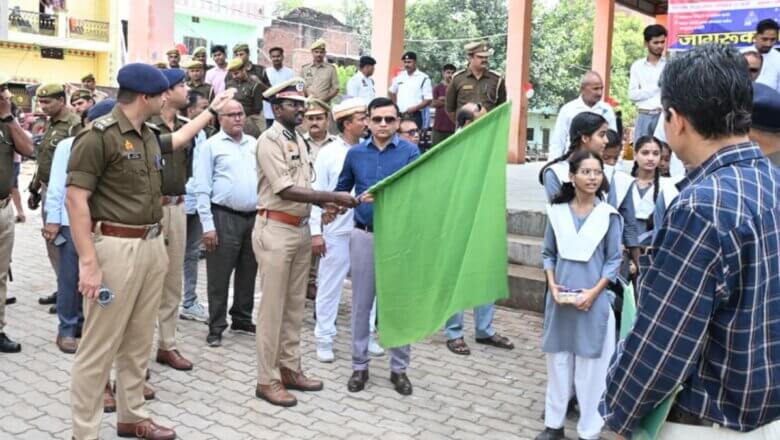 बांदा: आयुक्त और डीआईजी ने किया यातायात माह का शुभारंभ