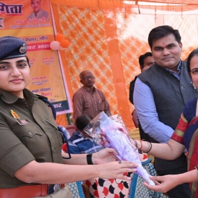 Banda: सरकारी स्कूलों के बच्चों ने दी सांस्कृतिक कार्यक्रमों की अनूठी प्रस्तुति