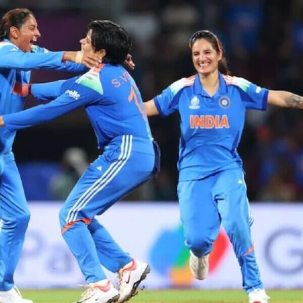जय हिंद! बेटियों ने रचा इतिहास-विश्व विजेता बनी भारतीय महिला क्रिकेट टीम