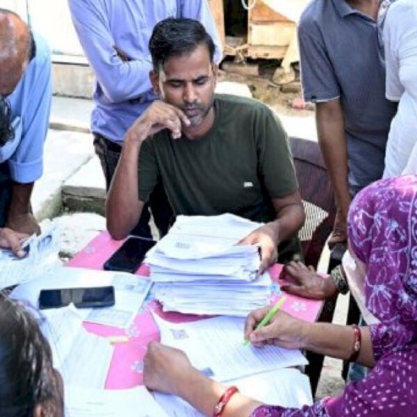 यूपी SIR फॉर्म भरने की तारीख एक सप्ताह बढ़ी, अब 11 तक..