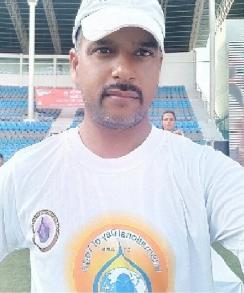 encouraged-by-worldcup-victory-bundeli-girls-appeal-lets-play-cricket-teachers-also-committed