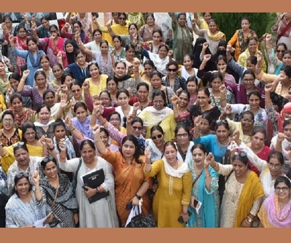 यूपी के शिक्षकों के लिए बड़ी खबर, दिल्ली रैली रद्द-TET अनिवार्यता के विरोध में था आयोजन