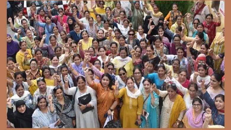 यूपी के शिक्षकों के लिए बड़ी खबर, दिल्ली रैली रद्द-TET अनिवार्यता के विरोध में था आयोजन