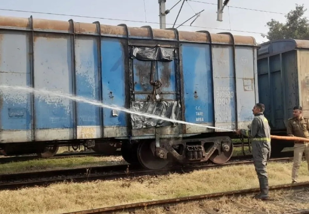in Mathura railway station Fire breaks out in goods train compartment-fire brigade brings it under control 