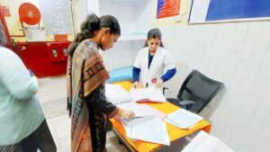 DM's inspection in Banda taken against 10 including 6 doctors and 2 lab technicians