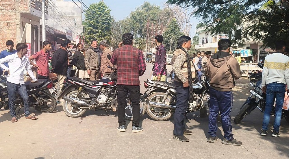 Protests erupt after severed head of cow found near Banda Swaraj Colony 