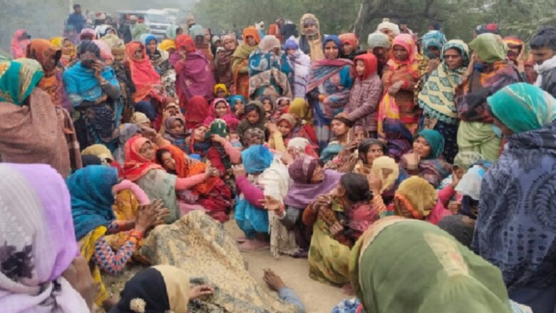 बांदा: ट्रैक्टर-ट्राली पलटने से युवक की मौत-मुआवजे को लेकर हंगामा